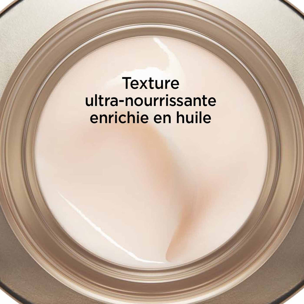 Clarins Nutri-Lumiere Revitalizing Anti-Ageing Night Cream - Image 2