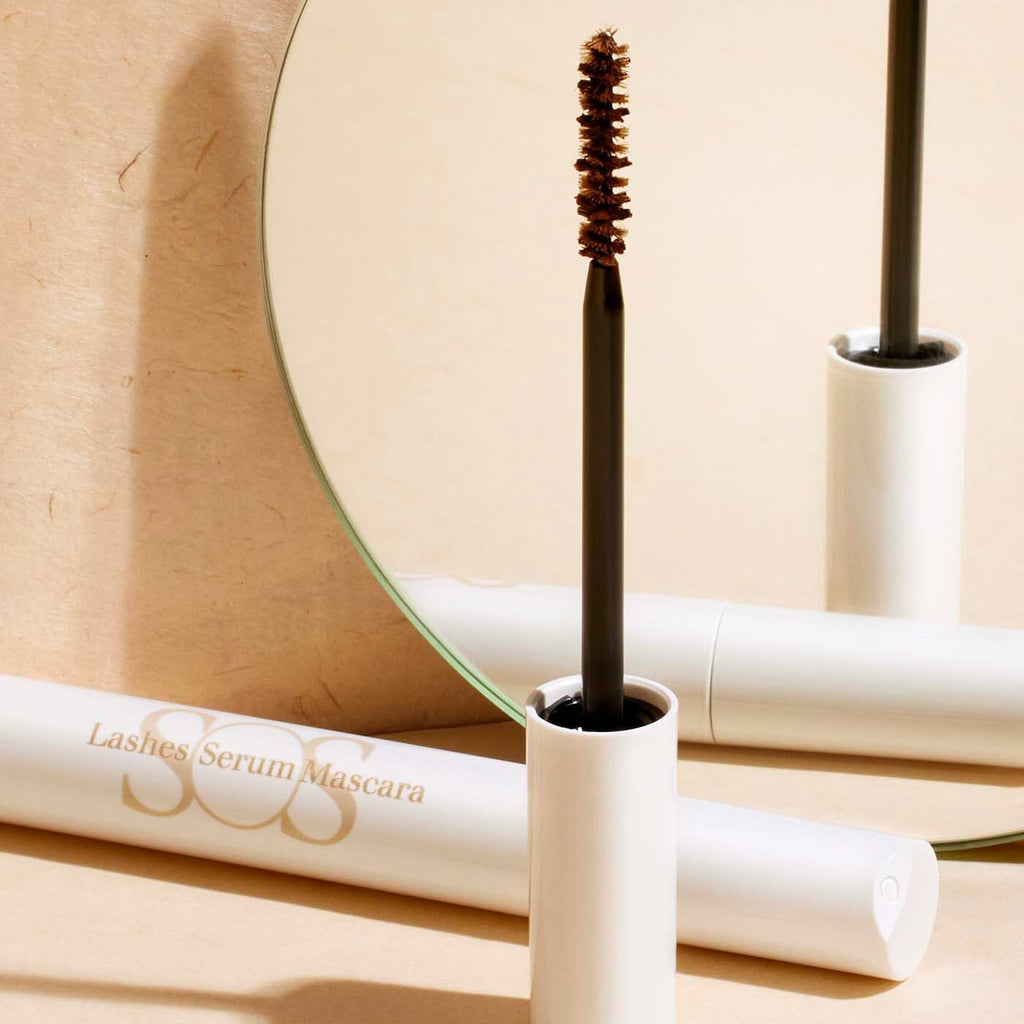 Clarins SOS Lashes Castor Oil Strengthening Lash Serum - Image 2