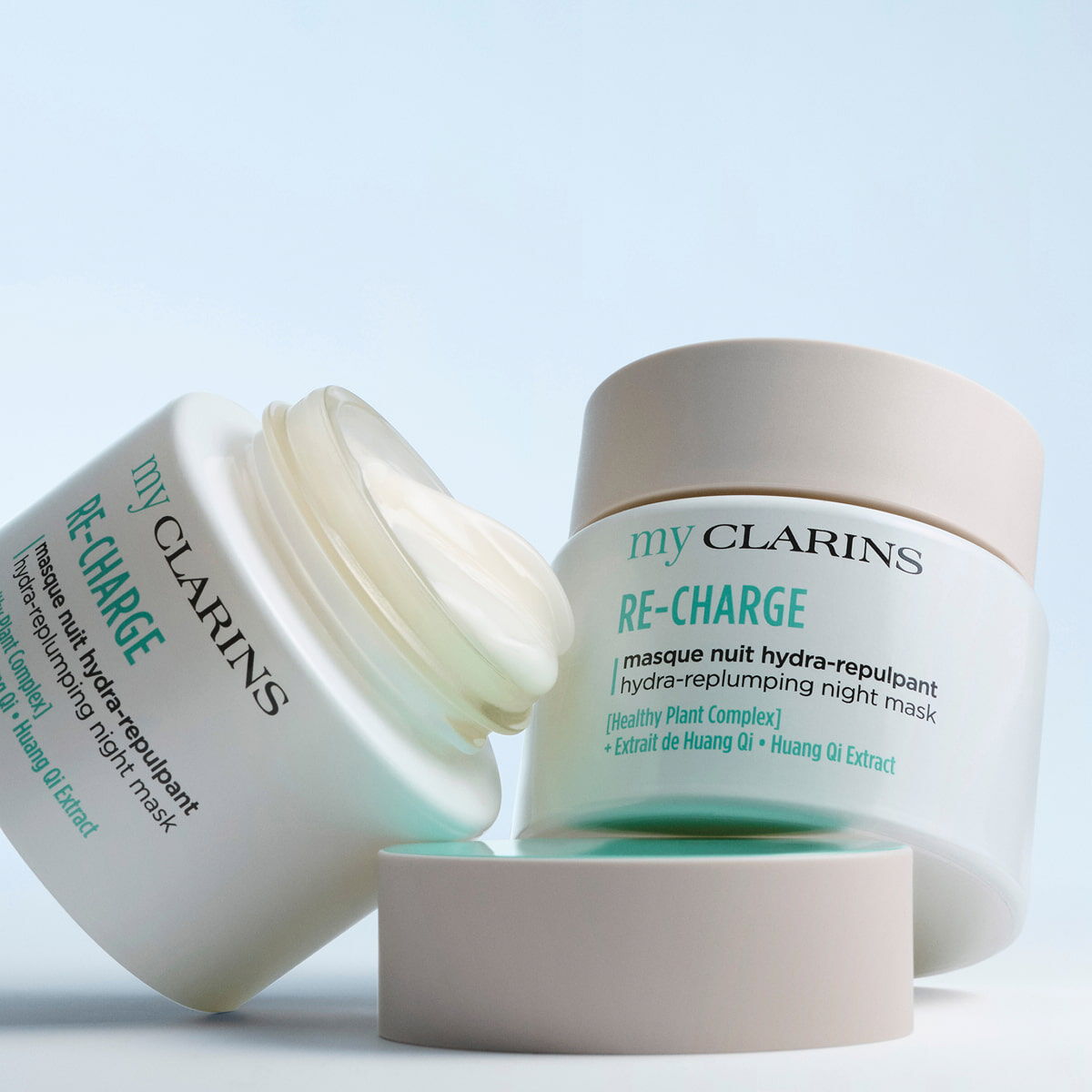Clarins RE-CHARGE Hydrating Plumping Night Mask for Young Skin - Image 2