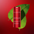 Clarins Total Eye Lift Natural Retinol Anti-Ageing Eye Care - Image 1